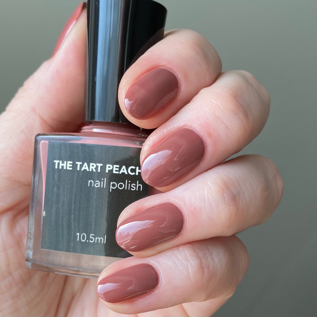 Essie: In Full Swing ... a light peach creme nail polish from the Summer  2019 Collection | Peach colored nails, Peach nails, Peach nail polish