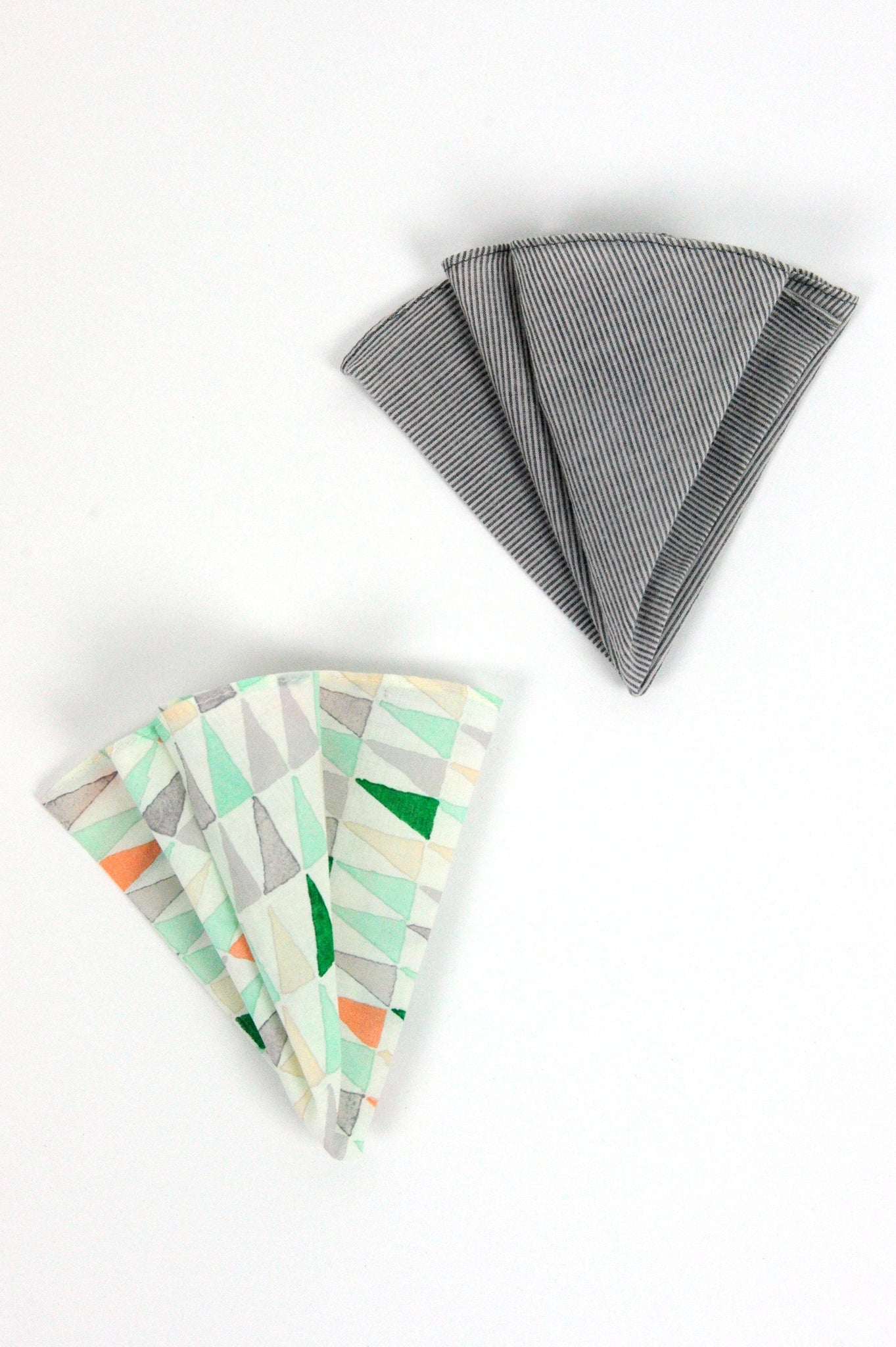 Pocket Rounds (set of 2) - triangle/stripe